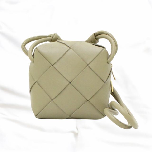BOTTEGA VENETA* ミニ カセット カメラバッグ ショルダー