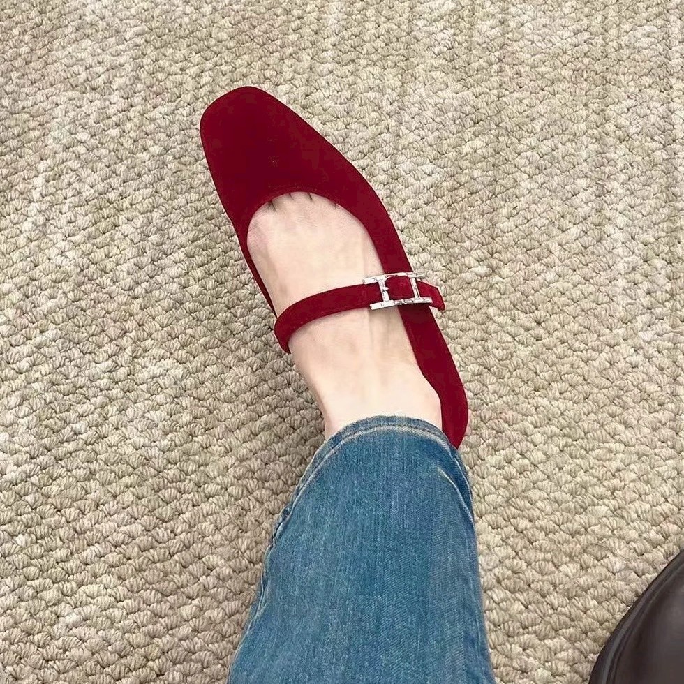 【エレガントな装いに♪】HERMES バレエシューズ 《ジェーン》