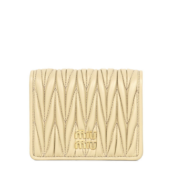 折りたたみ財布 MIU MIU Soy Green Matelasse Half Wallet 5MV204 AFPP F0K57
