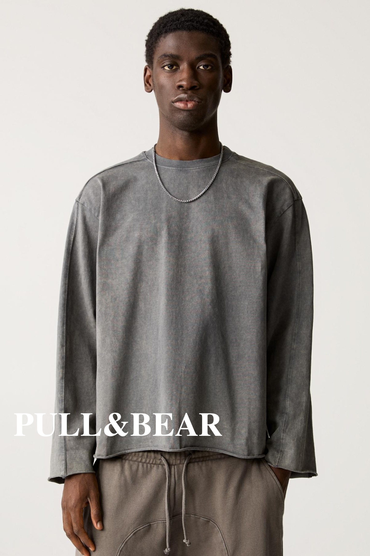 ★日本未入荷*PULL&BEAR*ウォッシュ加工シーム長袖Tシャツ/AG★