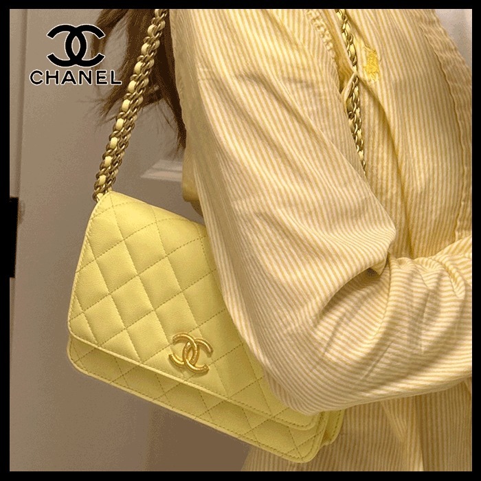 【限定ロゴ☆毎日使いたくなる☆】CHANEL チェーンウォレット