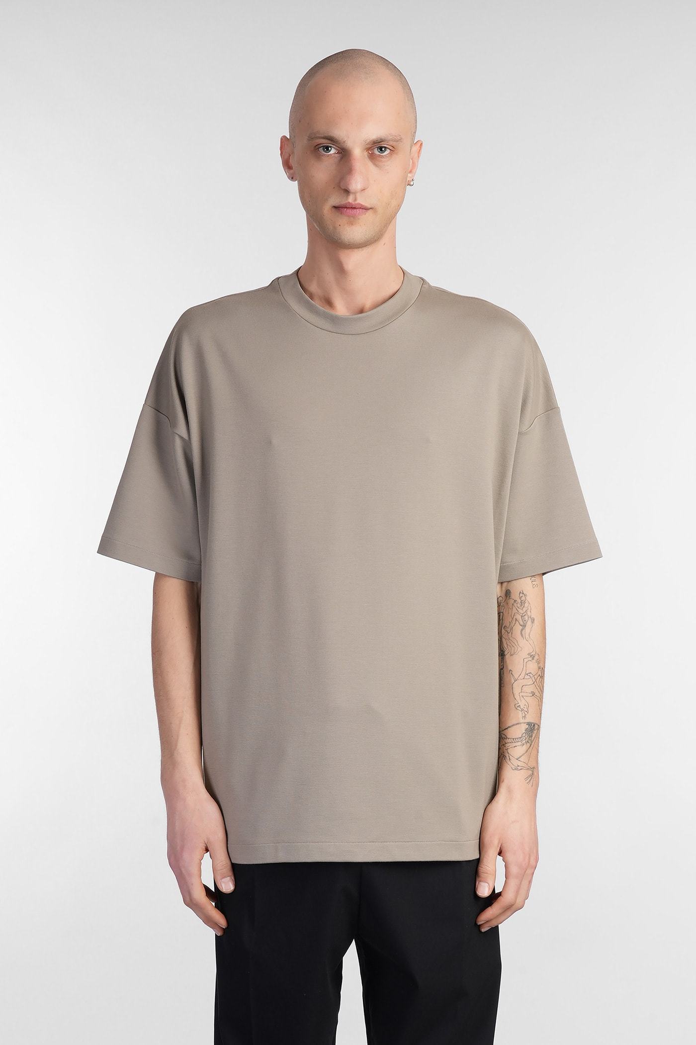 【送料&関税込】Fear of God T-shirt In Beige Viscose