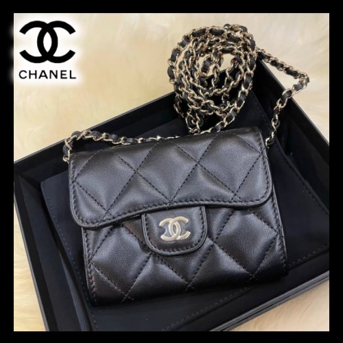 大変人気☆お洒落♪【CHANEL】ショルダーバッグ MATELASSE
