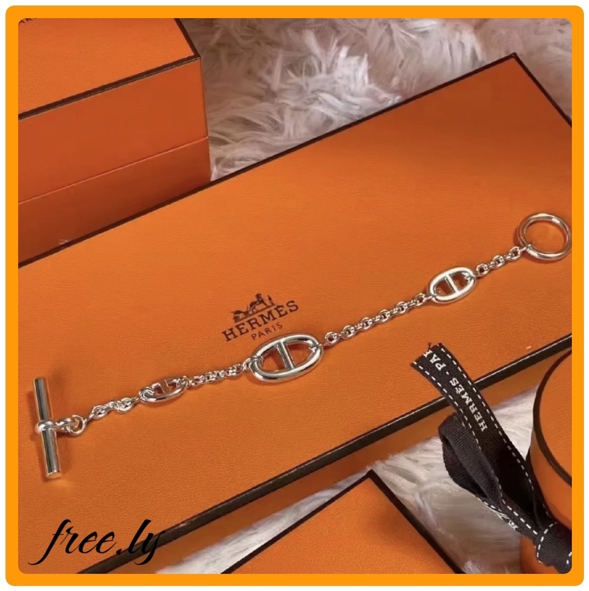 【手元にさりげない美しさ♡】Hermes ブレスレット