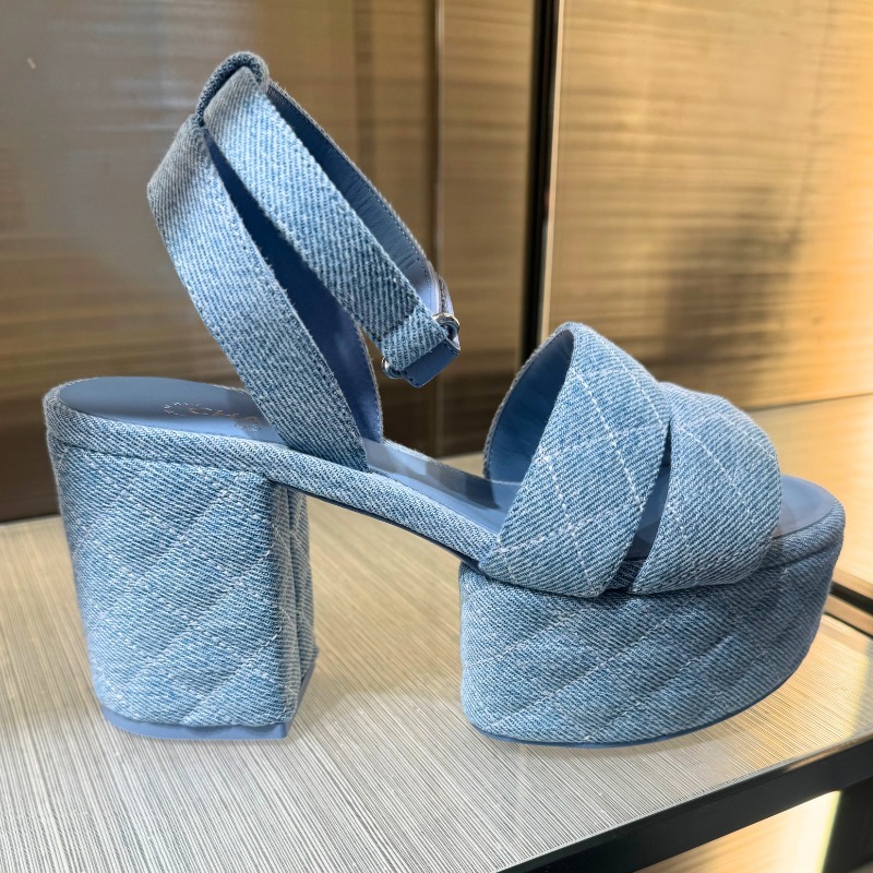 ★爽やかデニム★【CHANEL】マトラッセプラットフォームサンダル