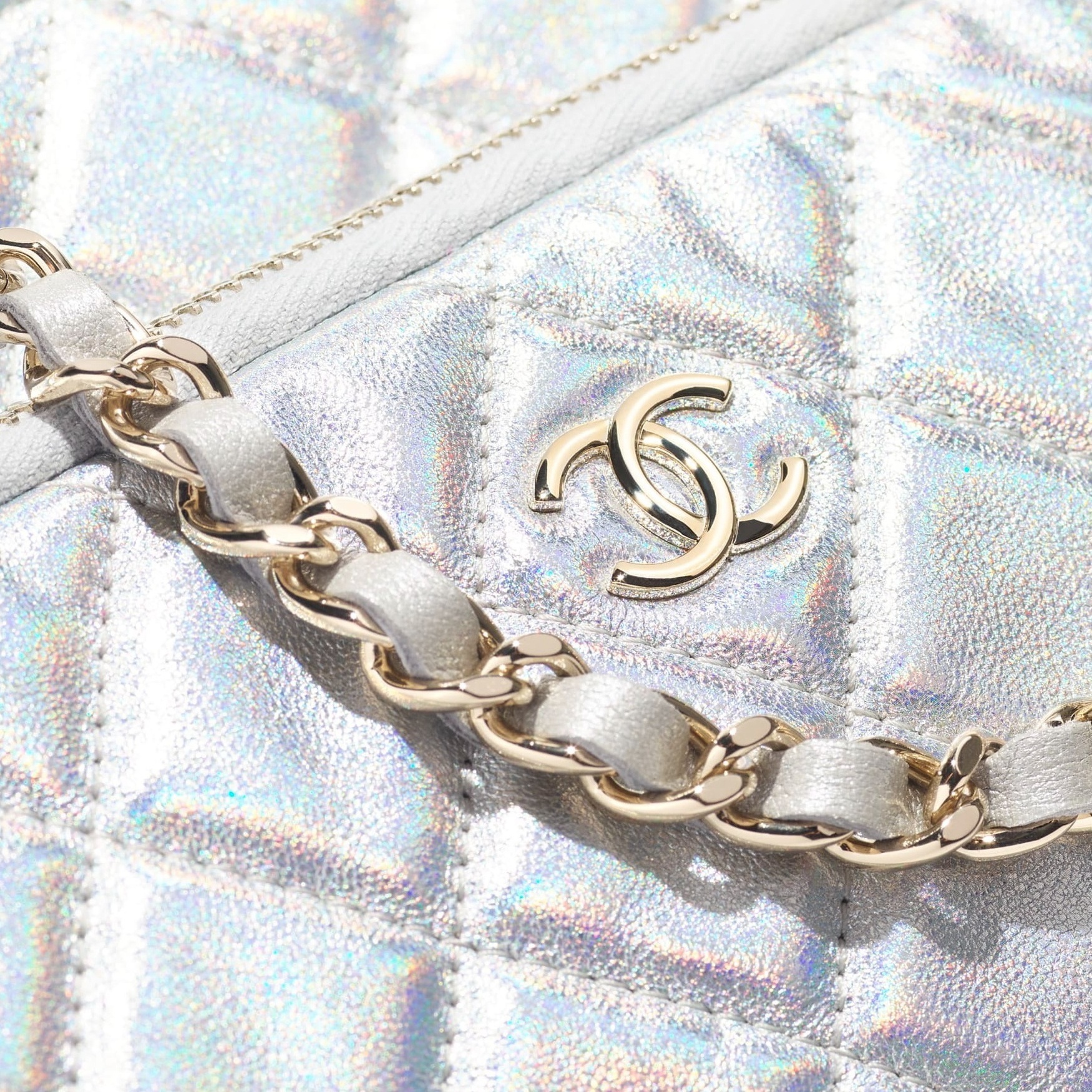 《ゴー☆ジャス》CHANEL シャネル チェーンクラッチバッグ