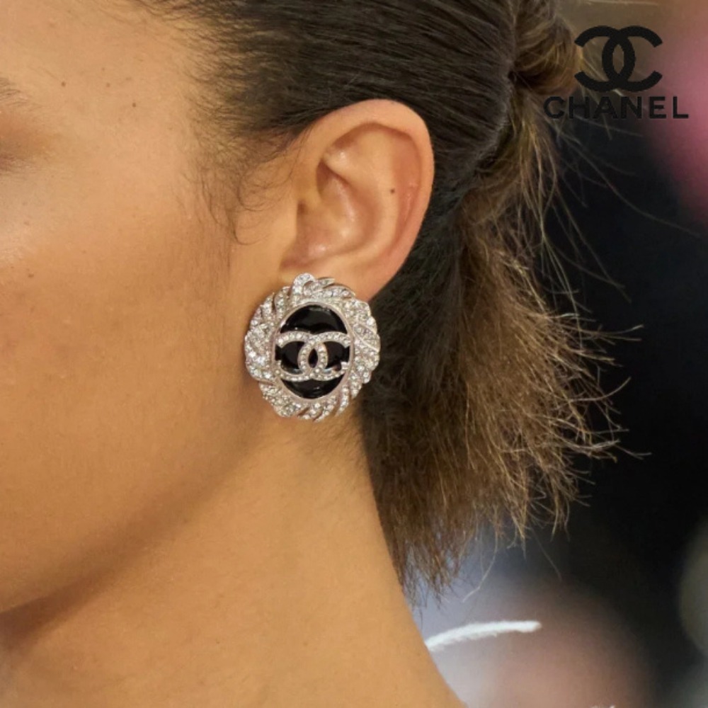 【耳元に華やかなきらめきを♪】CHANEL★イヤリング