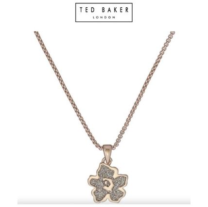 3点セットTED BAKER ロゴボタン ネックレス/ピアス/ブレスレット 楽天市場】ted bakerハート（ジュエリー・アクセサリー）の通販