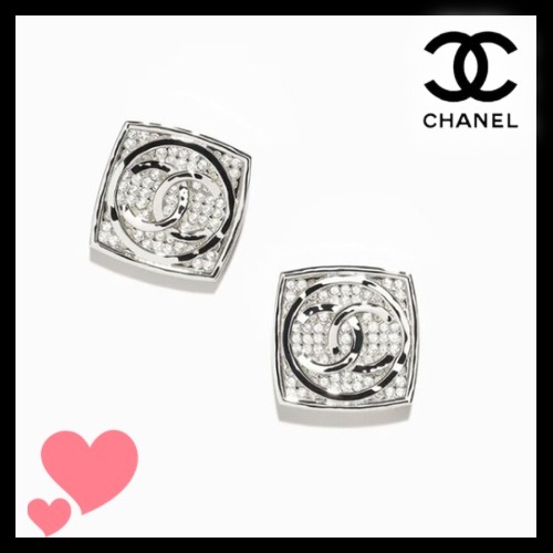 洗練されたデザイン♪輝くクリスタル☆25C☆【CHANEL】 ピアス