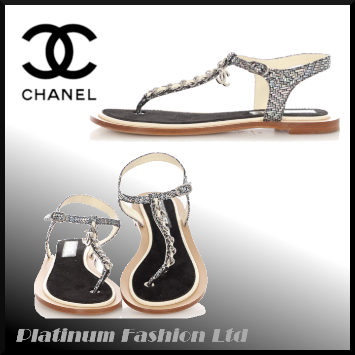 希少品◆入手困難♪【CHANEL】ホログラフィック トングサンダル