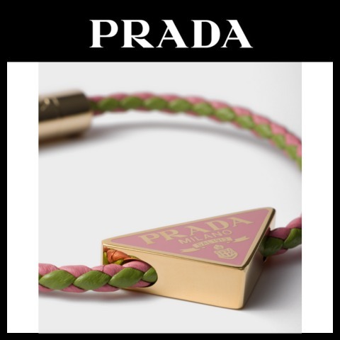PRADA 編み込みナッパレザーブレスレット 直営店】PRADA 編み込みナッパレザー ブレスレット (PRADA