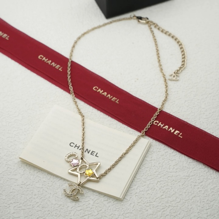 《スターモチーフが可愛い☆》CHANEL ネックレス CCロゴ