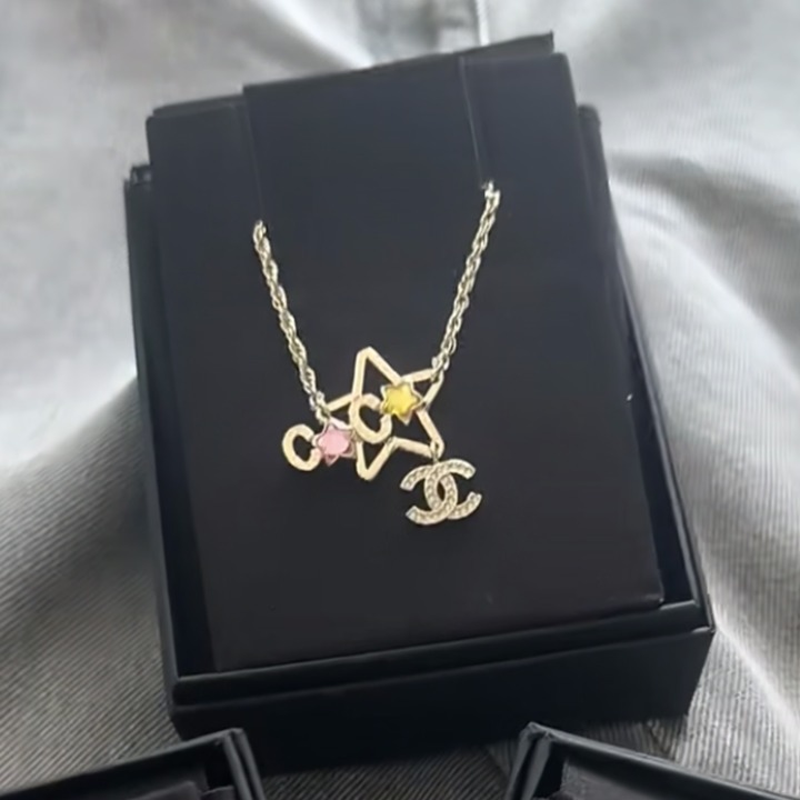 《スターモチーフが可愛い☆》CHANEL ネックレス CCロゴ