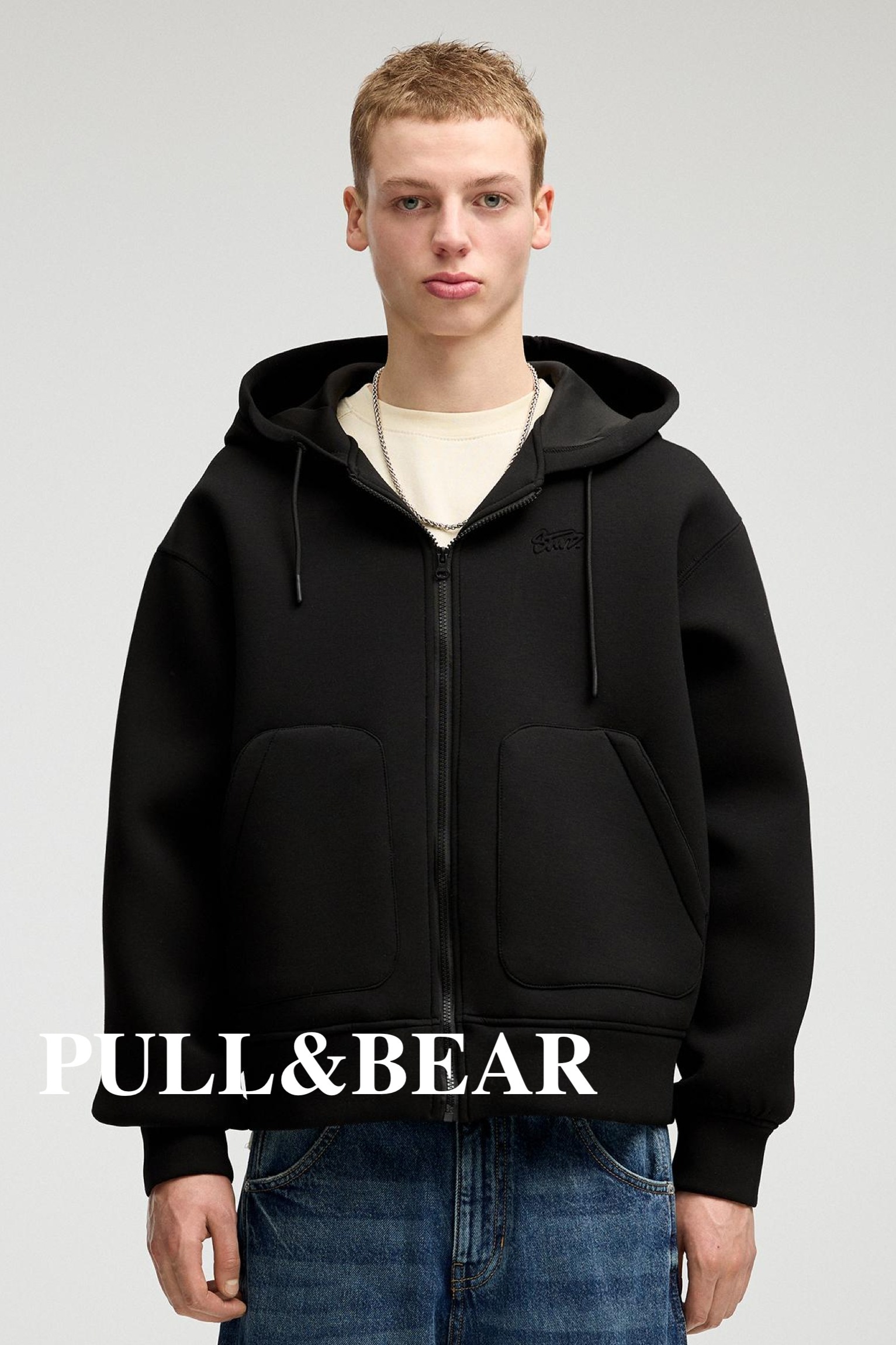 ★日本未入荷*PULL&BEAR*新作*ネオプレンZIPフーディ/BL★