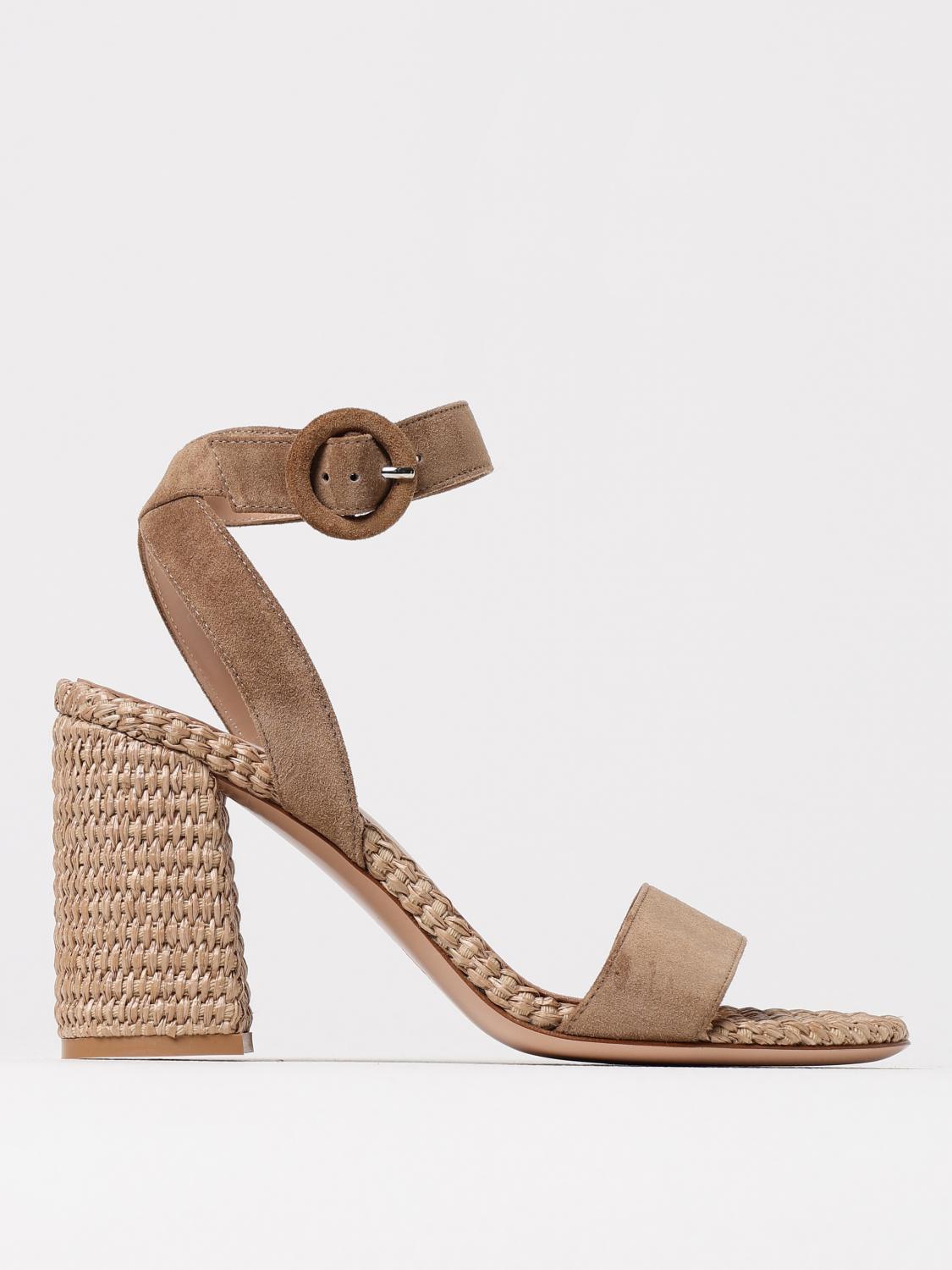 シューズ・サンダルその他 GIANVITO ROSSI Woman Heeled sandals Camel G3246985RICCBL