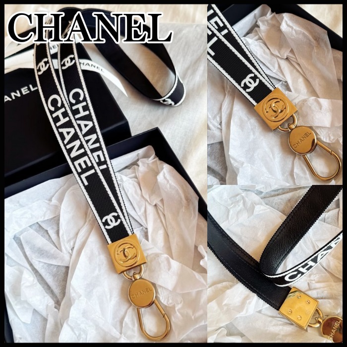大人気◆便利でおしゃれ◎◆CHANEL ロゴ ネックストラップ