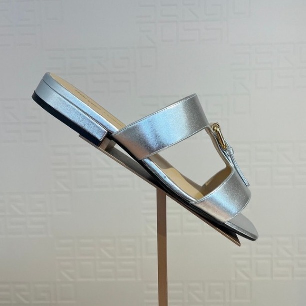 直営店‐Sergio Rossi‐ SALE♪ Buckle 1.5cm サンダル