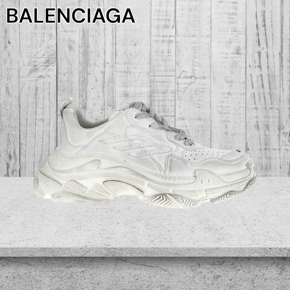 【BALENCIAGA】スニーカー「トリプルS スポーティ」