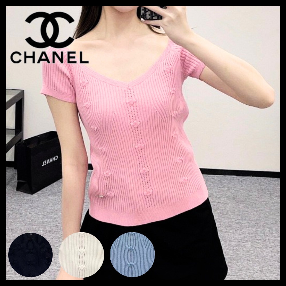 纏うだけで完成する、シンプル以上の美しさ】CHANEL トップス