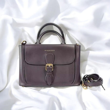 パープル（紫）系 Burberry(バーバリー) ハンドバッグ