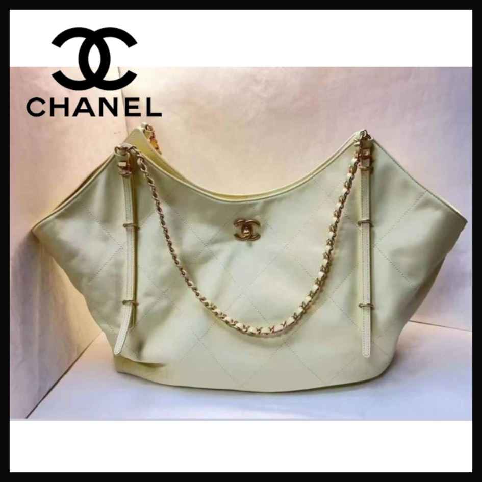 【パステルカラーが可愛い☆】CHANEL ショッピングバッグ