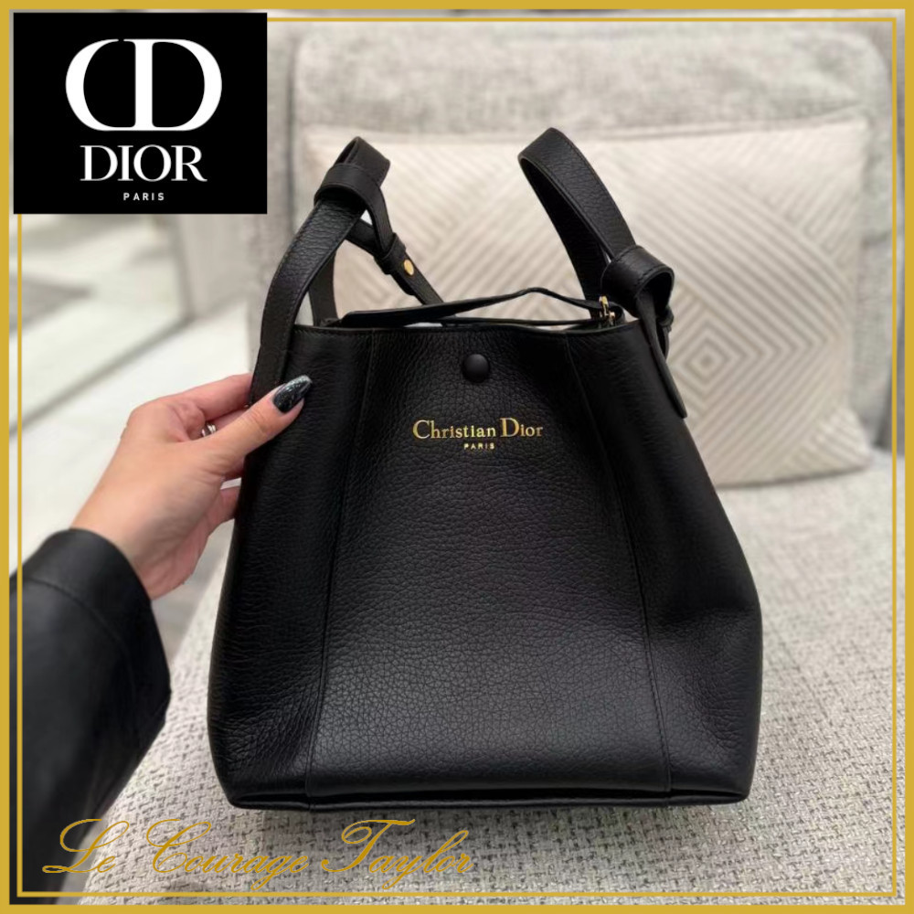 ブラック♪【Dior】 Signature バケットバッグ ミディアム