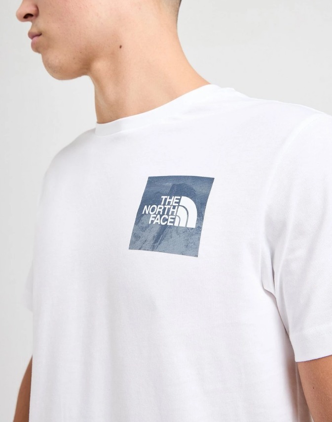 海外限定・日本未入荷】The North Face Mountain Logo T-Shirt