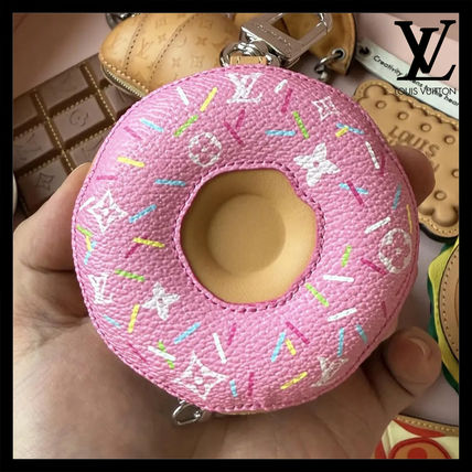 [SALE]ヴィトン Vuitton バッグチャーム・LV クラブ ピンク 楽天市場】Louis Vuitton ピンク バッグ（キーホルダー