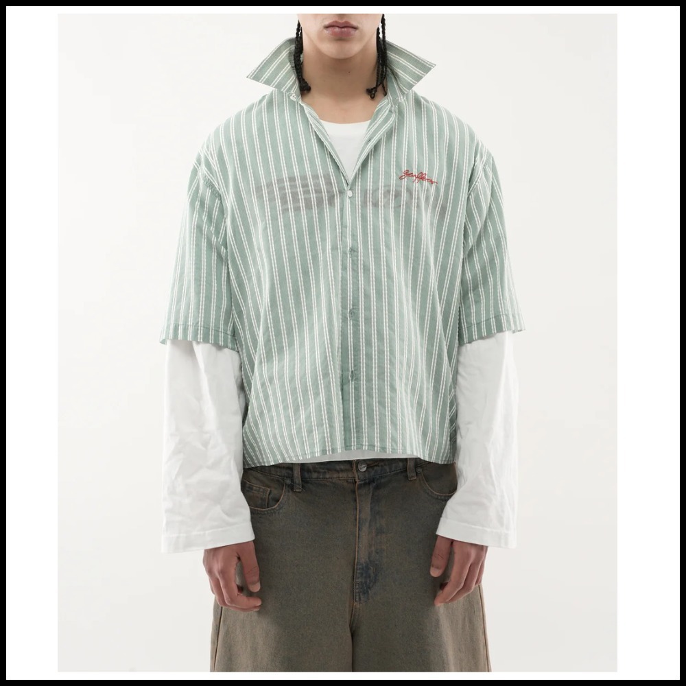 SNSで人気!【Scuffers】ロゴ ピンストライプ 半袖シャツ 関送込 SNSで人気!【Scuffers】ロゴ ピンストライプ 半袖シャツ 関送込