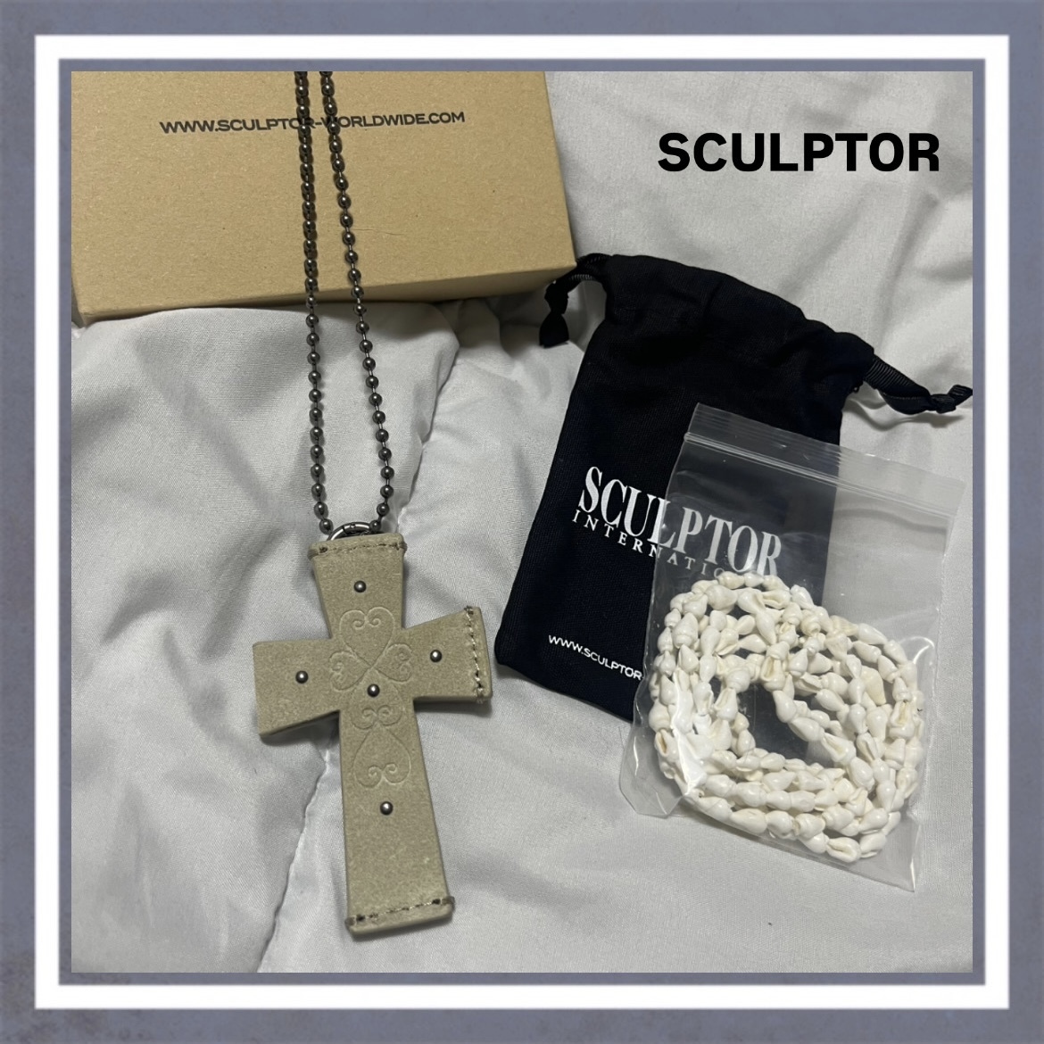 【SCULPTOR】Cross Suede Strap Wallet Raw