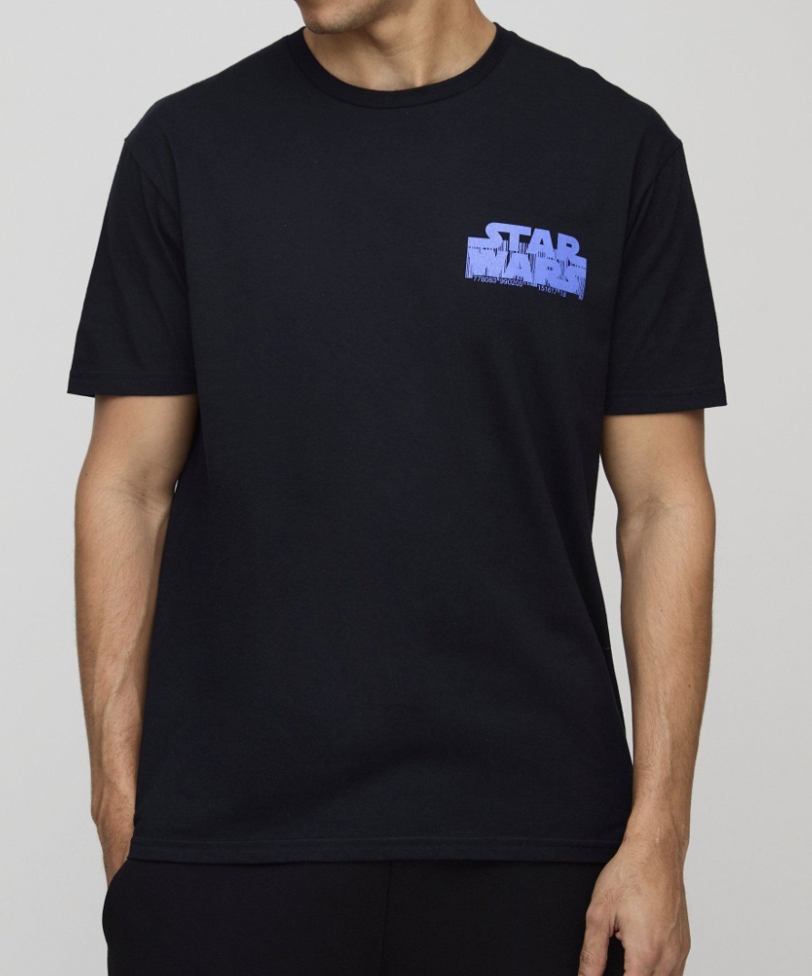 《boohoo》 ダース・ベイダー Tシャツ