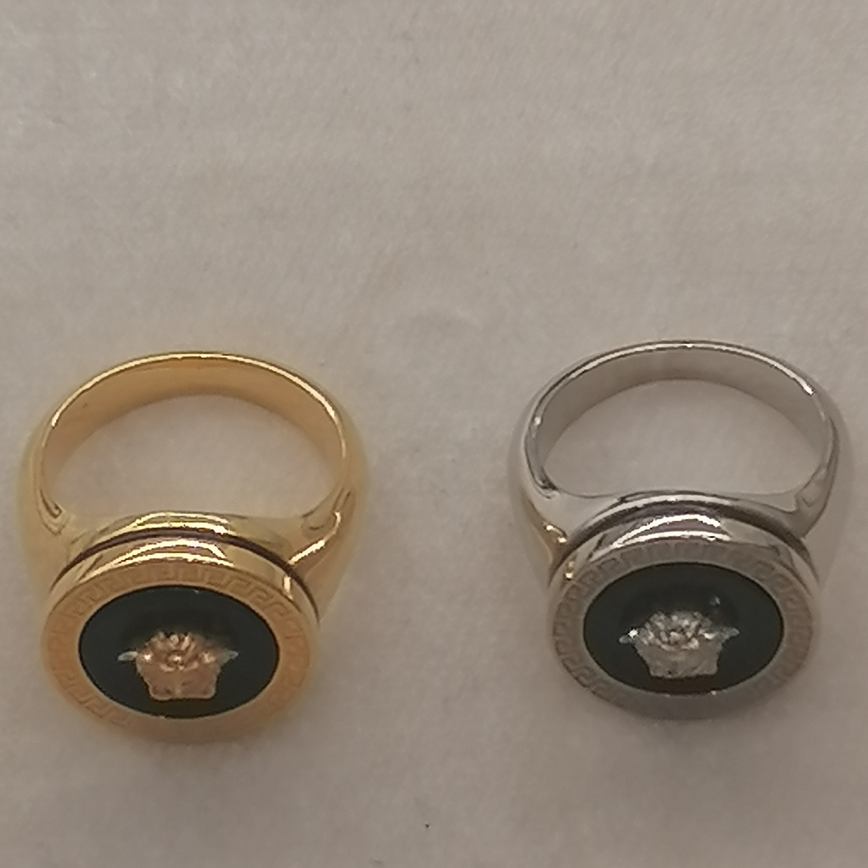 VERSACE☆エナメル メデューサ リング