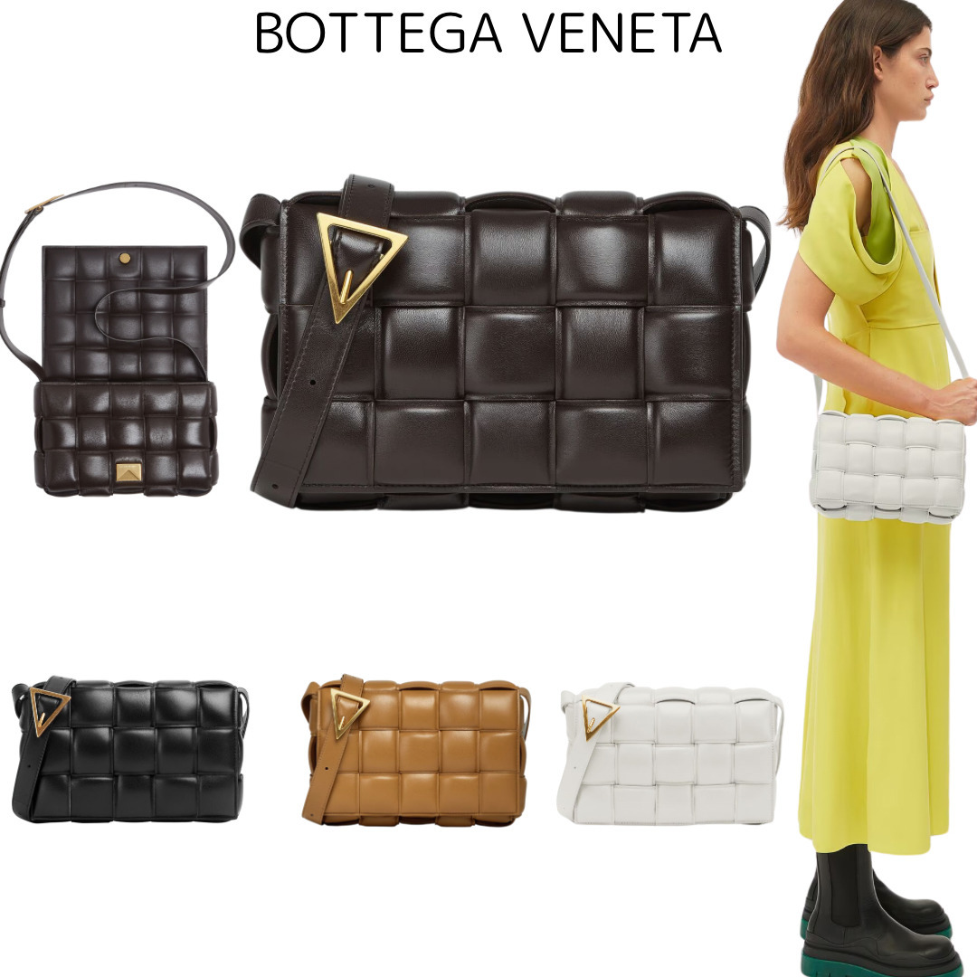 大人気！＜bottegaveneta＞パデッド カセット