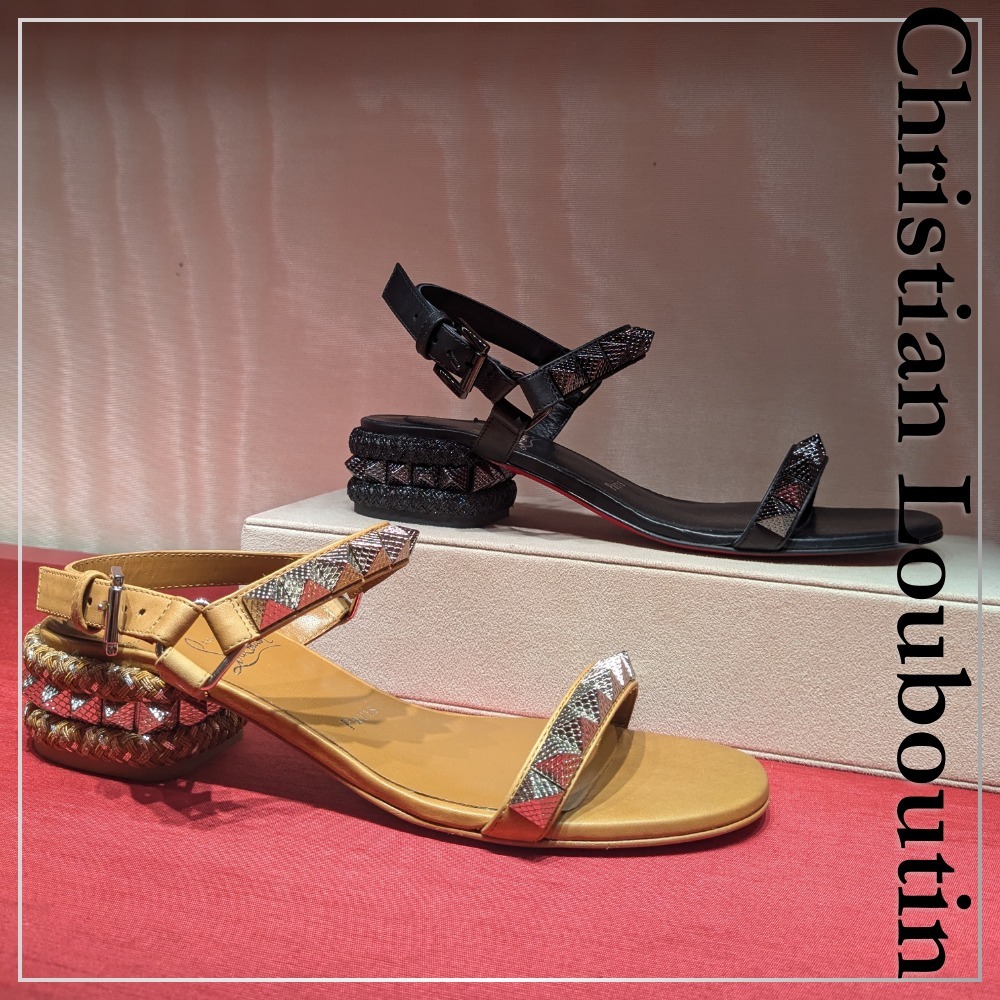 目を引くデザイン★【Louboutin】Pyrasand ストラップサンダル