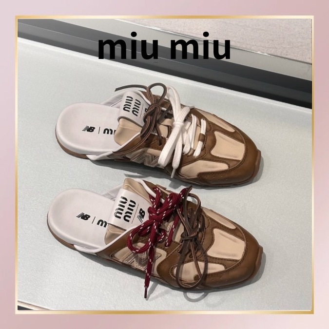コラボ商品【miumiu】ミュール カジュアル ロゴ ラバーソール
