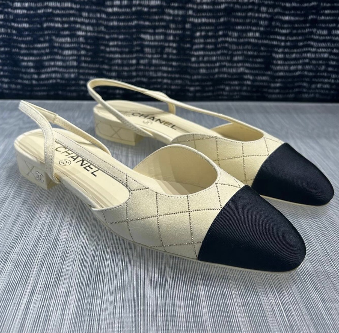*キルティング柄♪*【CHANEL】スリングバッグ フラットシューズ 25Cキルティング【CHANEL】スリングバッグフラットシューズ
