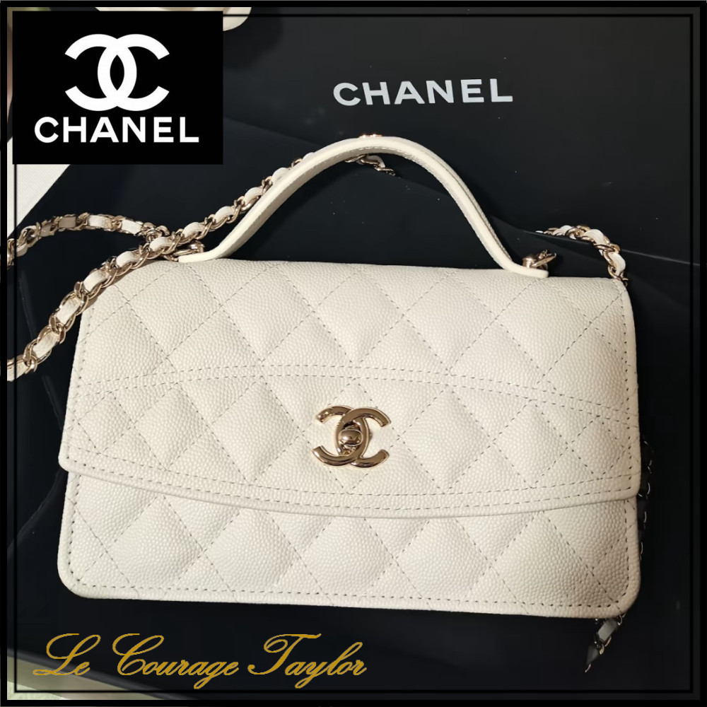 25C♪ホワイト【CHANEL】シャネルチェーン クラッチ バッグ