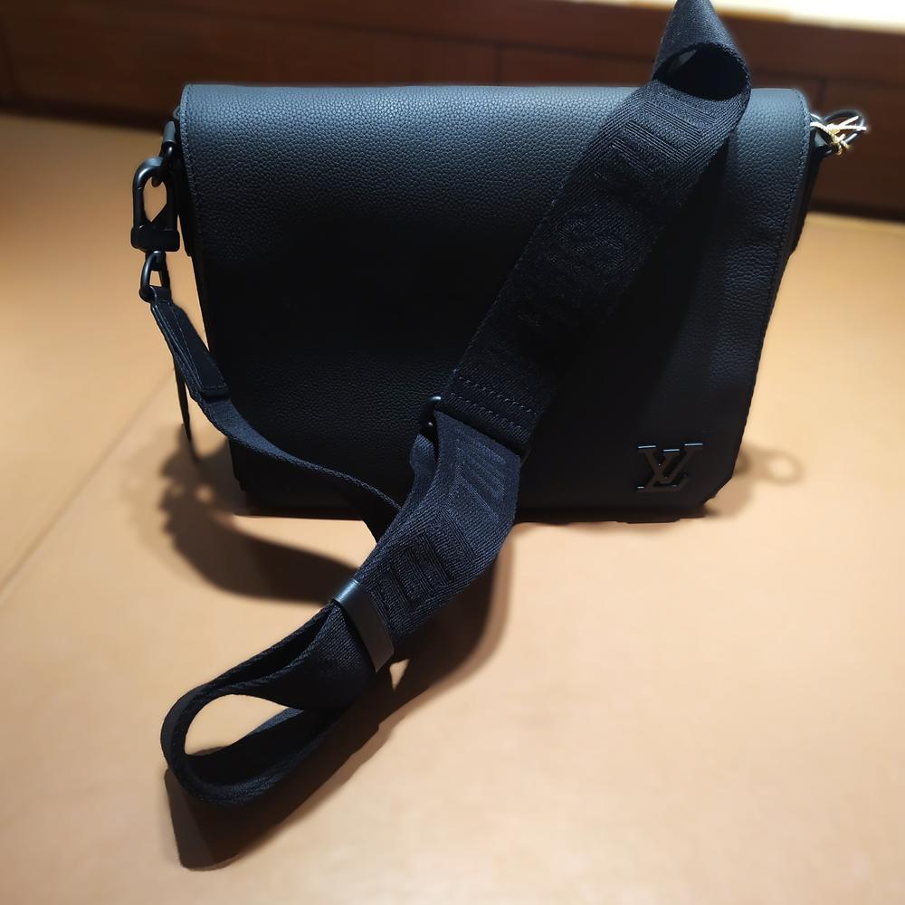 Louis Vuitton メンズ ショルダーバッグ