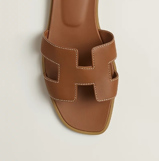 【夏の定番】HERMES oran サンダル《他カラー出品中》