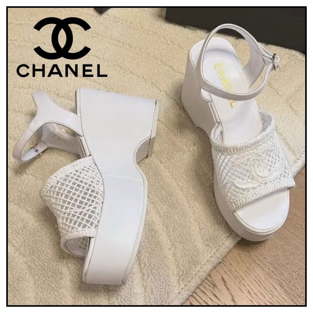 美脚効果♡CHANEL 厚底サンダル ホワイト