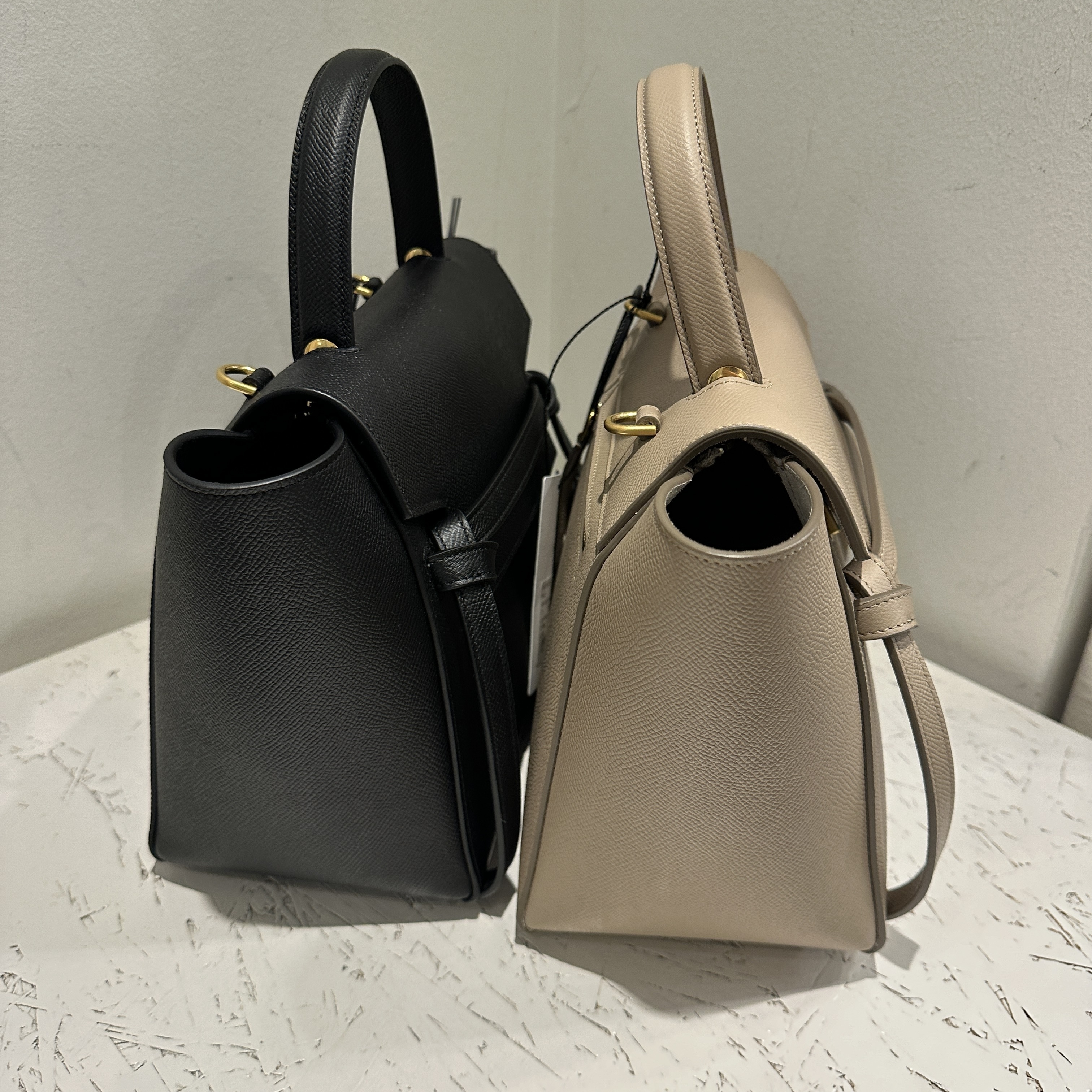 【VIPセール！】CELINE（セリーヌ）ベルトバッグ マイクロサイズ VIPセール] CELINE セリーヌ Micro ベルト バッグ