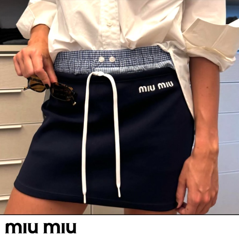 MiuMiu ミュウミュウ ミニスカート ドローストリング ロゴ刺繍
