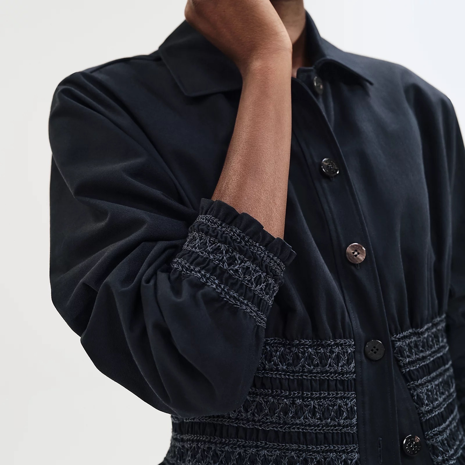 新作★HERMES★25SS《スモック刺繍入りジャケット》コットン