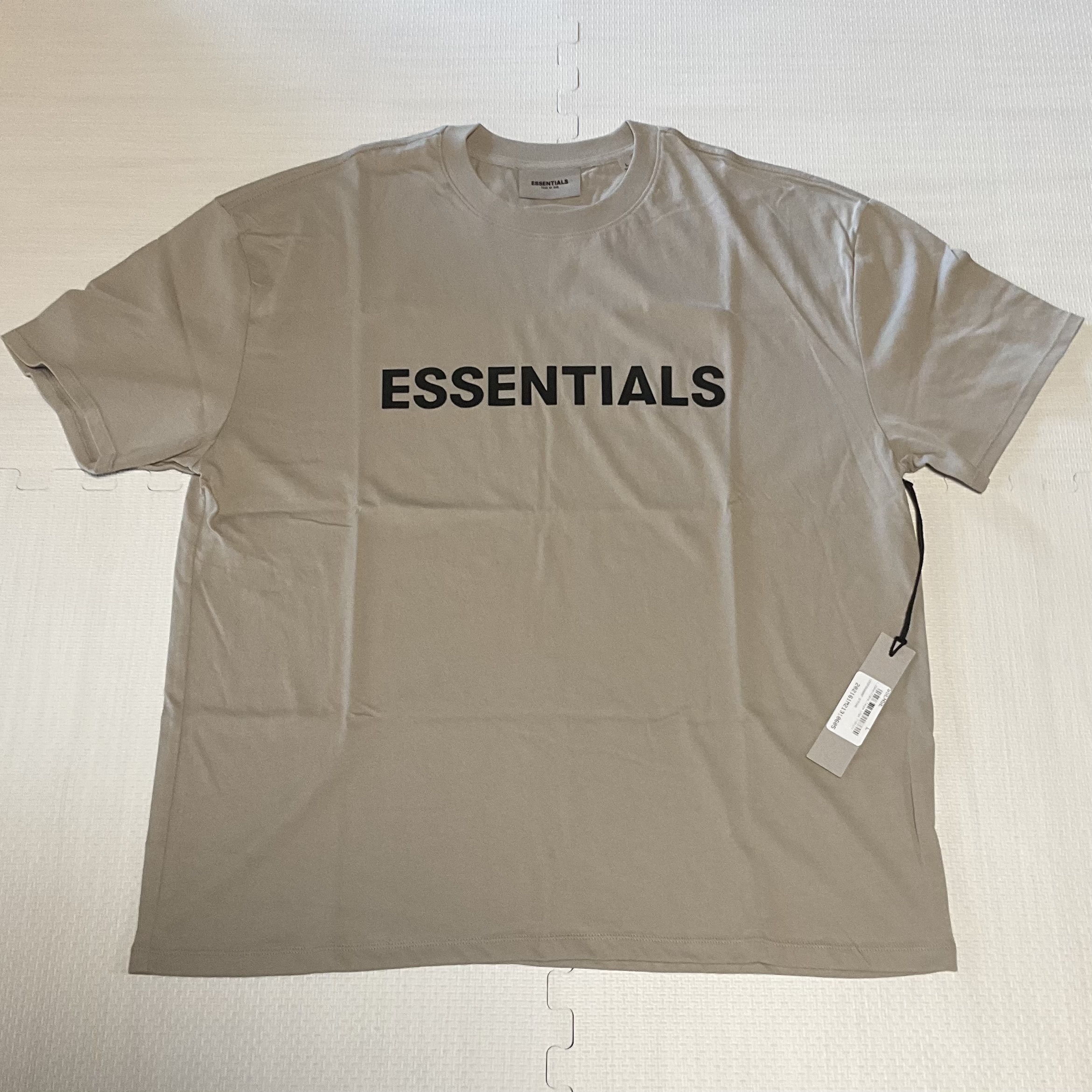 フィアオブゴッド エッセンシャルズ Essentials Logo String Tee