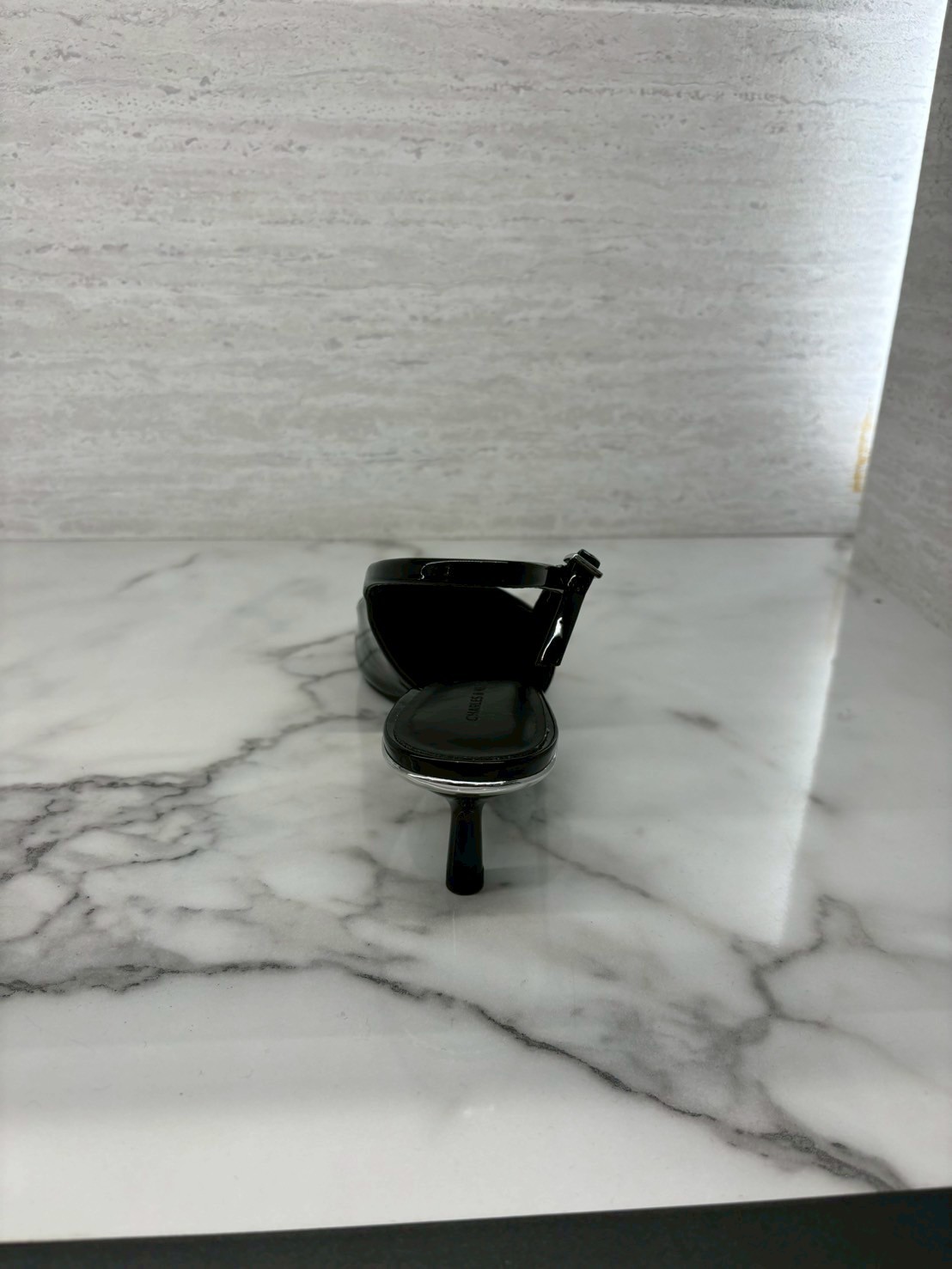 台湾 CHARLES&KEITH Curtis ポインテッドトゥパンプス 台湾 CHARLES&KEITH Curtis ポインテッドトゥパンプス