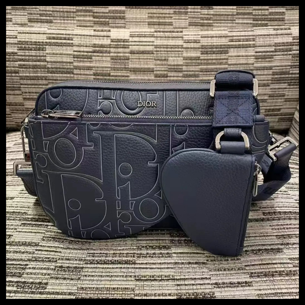 【お洒落も機能性も◎】Dior★Saddle 3-in-1 バッグ