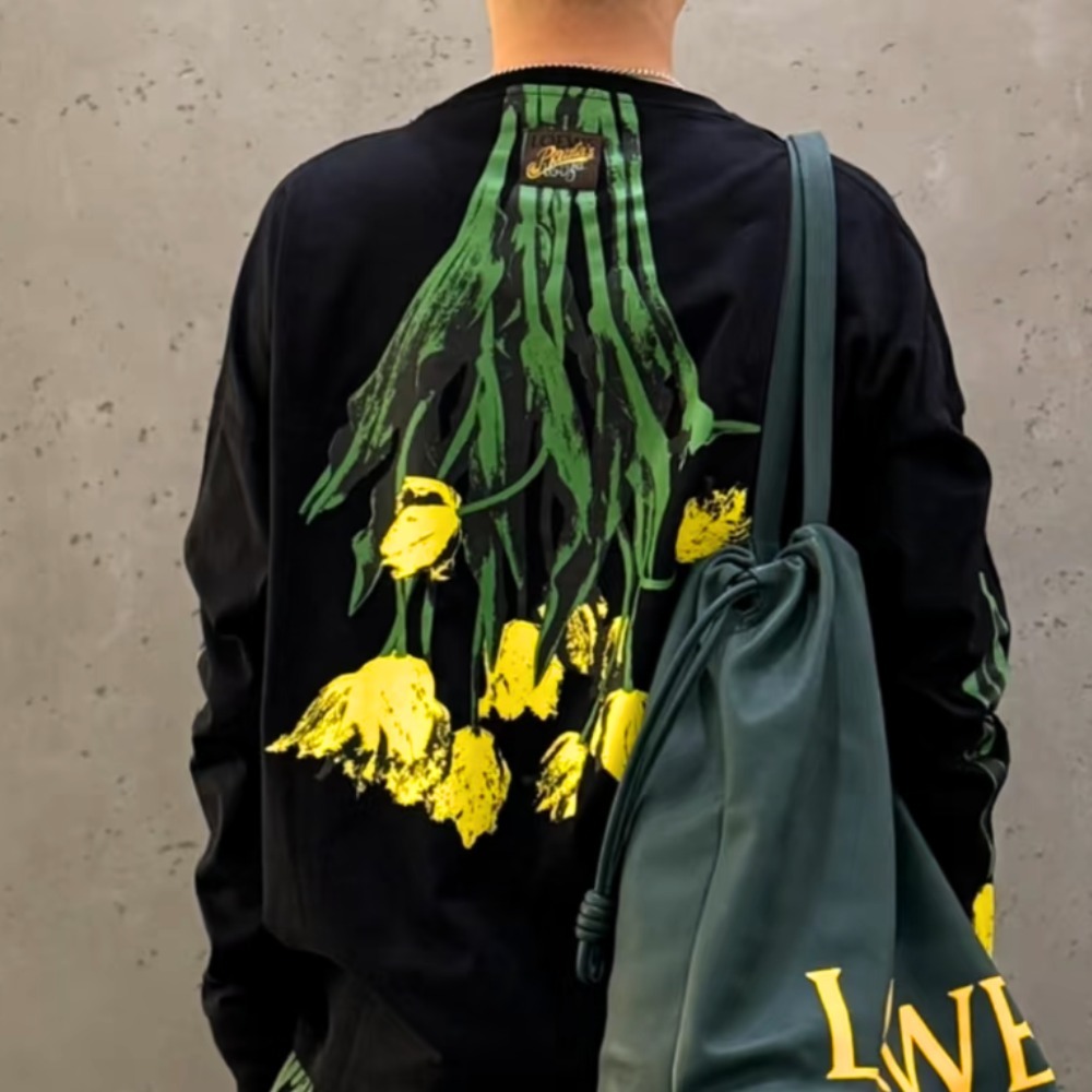 《力の抜けたお洒落》【LOEWE】コットン長袖Tシャツ ロンT 花