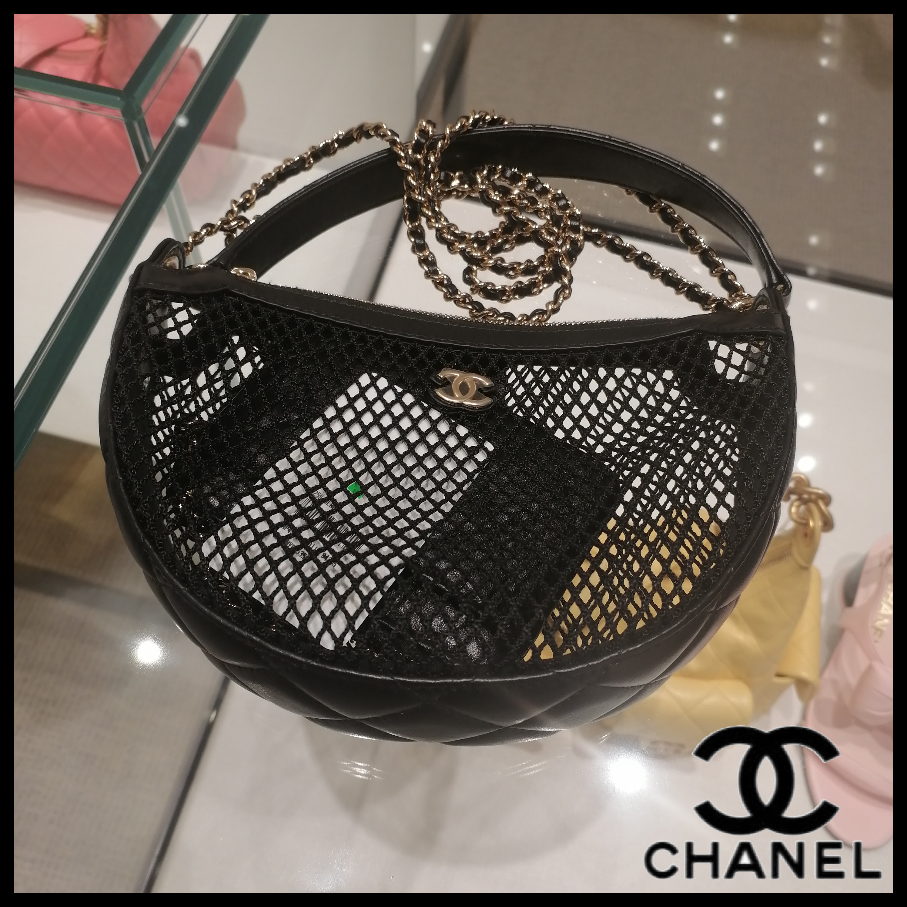 ◆CHANEL◆チェーンクラッチバッグメッシュシャイニーラムスキン