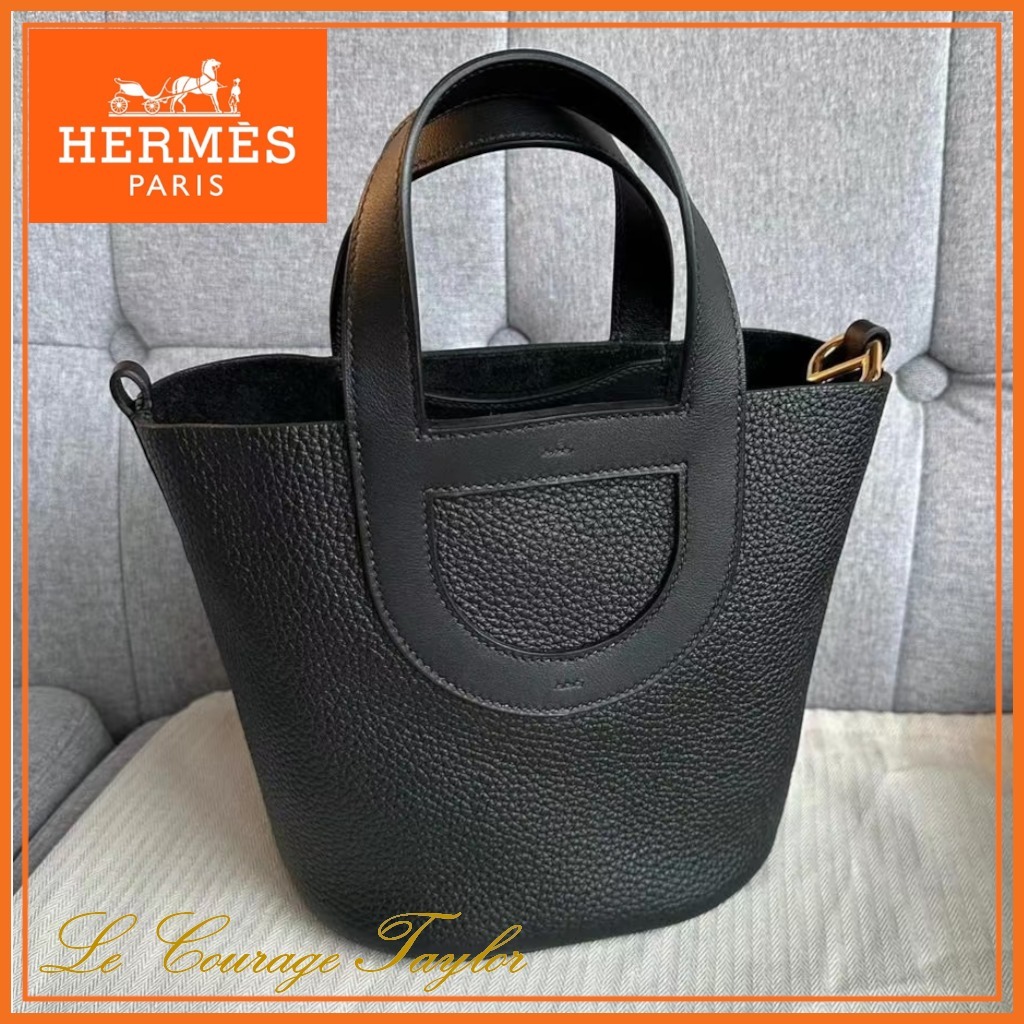 洗練されたデザイン♪【HERMES】イン・ザ・ループ 18 バッグ