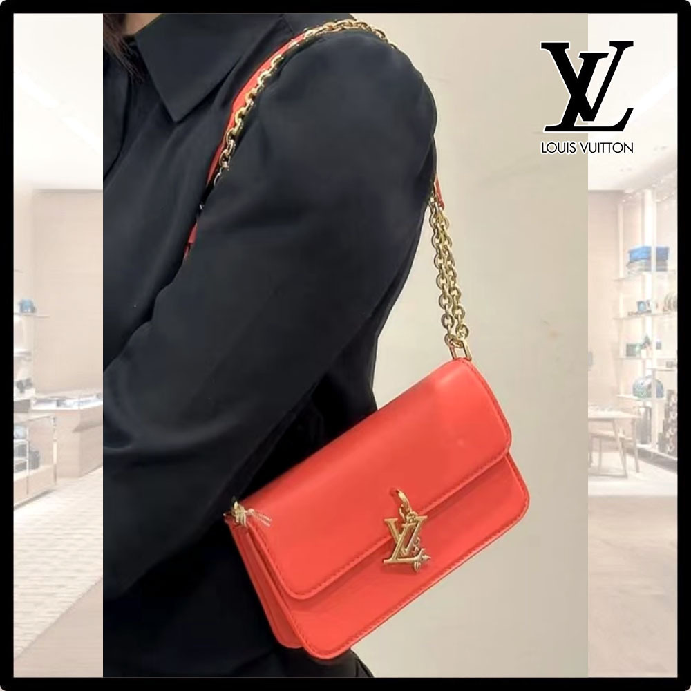【ピンクが可愛い☆】Louis Vuitton★チェーンウォレット